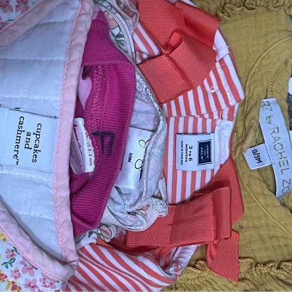 Baby girl quality name brand clothing bundle size 0/3 3/6 & 12 months no flaws - Picture 11 of 11